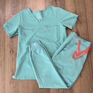 Figs, Color: Jade(Limited Edition) Size: Small